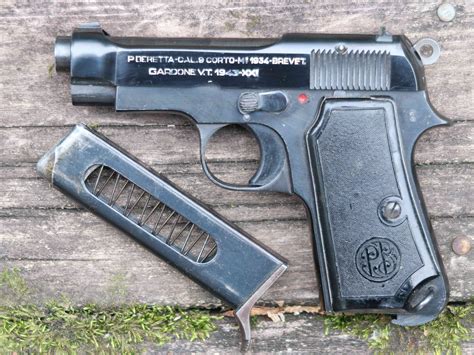 italian ww2 pistol.